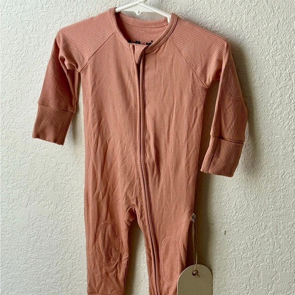 Bash X Wild Zippy - Picture 2 of 2